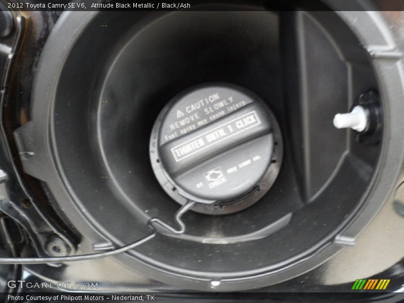 Attitude Black Metallic / Black/Ash 2012 Toyota Camry SE V6