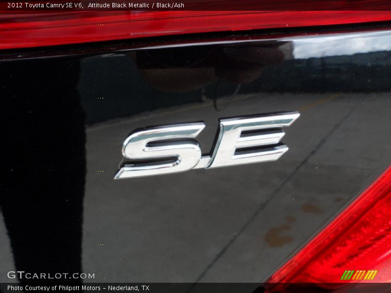  2012 Camry SE V6 Logo
