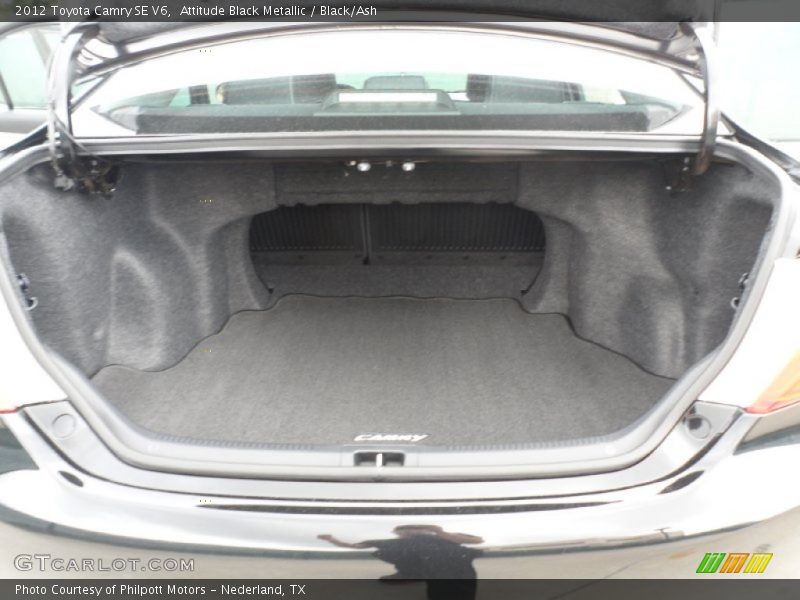  2012 Camry SE V6 Trunk