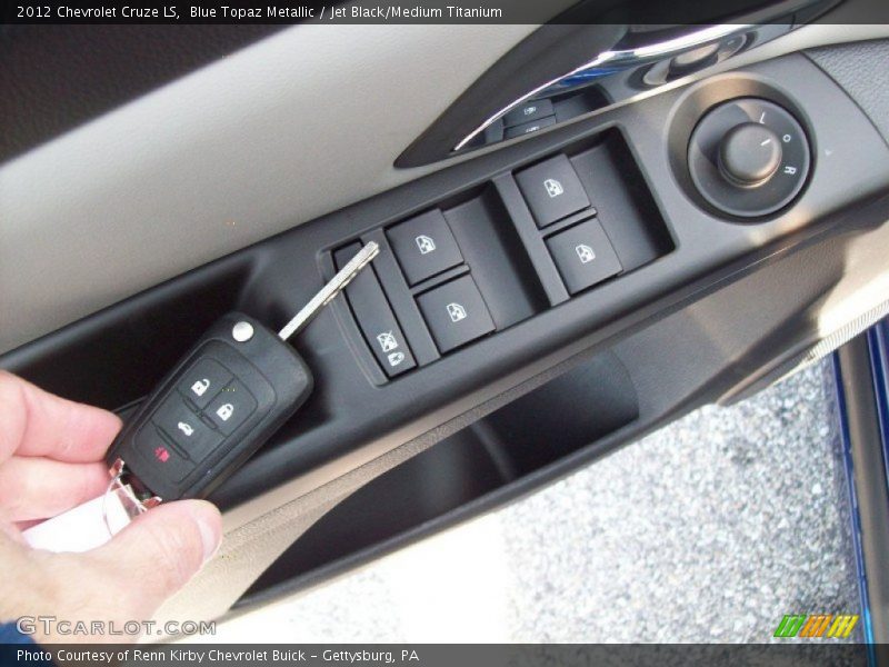 Blue Topaz Metallic / Jet Black/Medium Titanium 2012 Chevrolet Cruze LS
