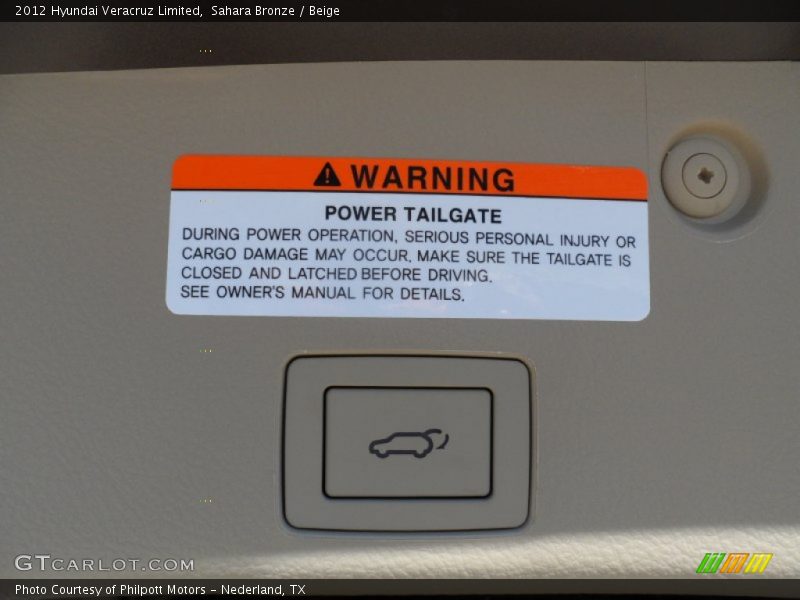 Controls of 2012 Veracruz Limited