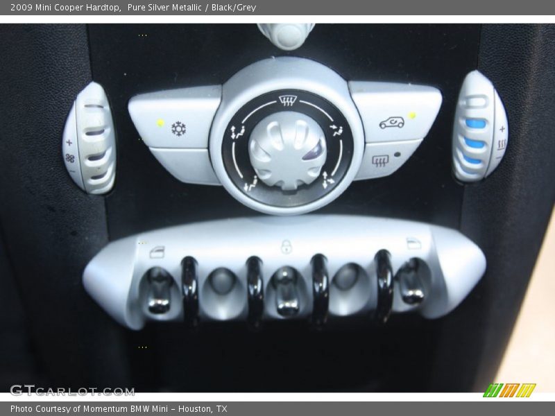 Pure Silver Metallic / Black/Grey 2009 Mini Cooper Hardtop