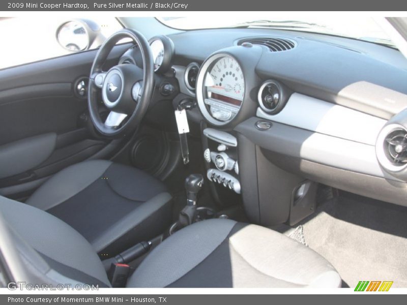 Pure Silver Metallic / Black/Grey 2009 Mini Cooper Hardtop