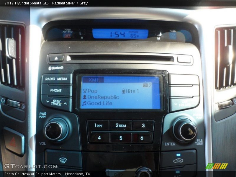 Radiant Silver / Gray 2012 Hyundai Sonata GLS