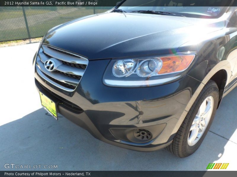 Pacific Blue Pearl / Beige 2012 Hyundai Santa Fe GLS