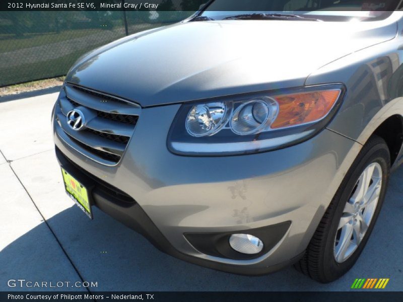 Mineral Gray / Gray 2012 Hyundai Santa Fe SE V6