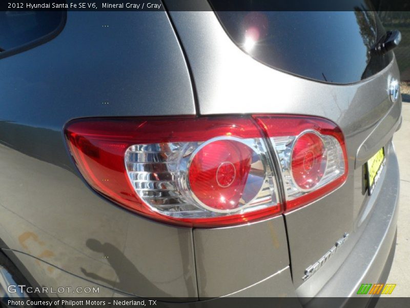 Mineral Gray / Gray 2012 Hyundai Santa Fe SE V6