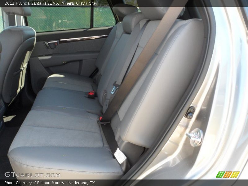 Mineral Gray / Gray 2012 Hyundai Santa Fe SE V6