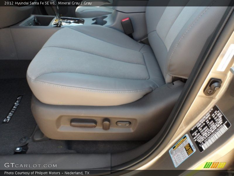 Mineral Gray / Gray 2012 Hyundai Santa Fe SE V6