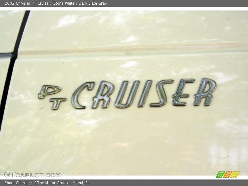 Stone White / Dark Slate Gray 2003 Chrysler PT Cruiser