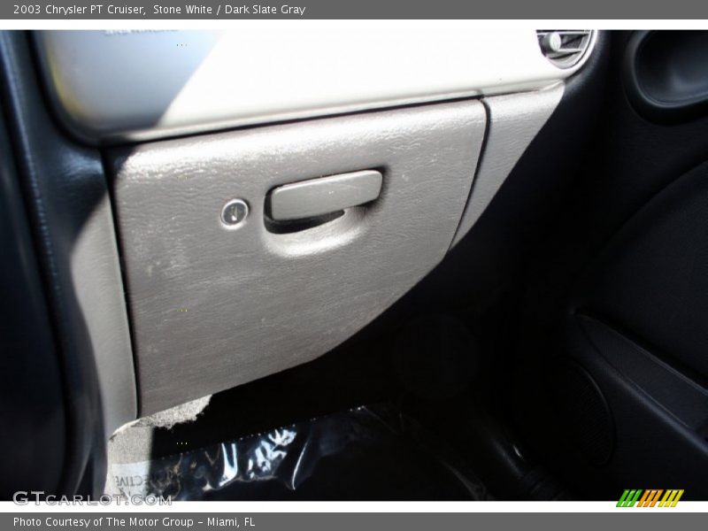 Stone White / Dark Slate Gray 2003 Chrysler PT Cruiser