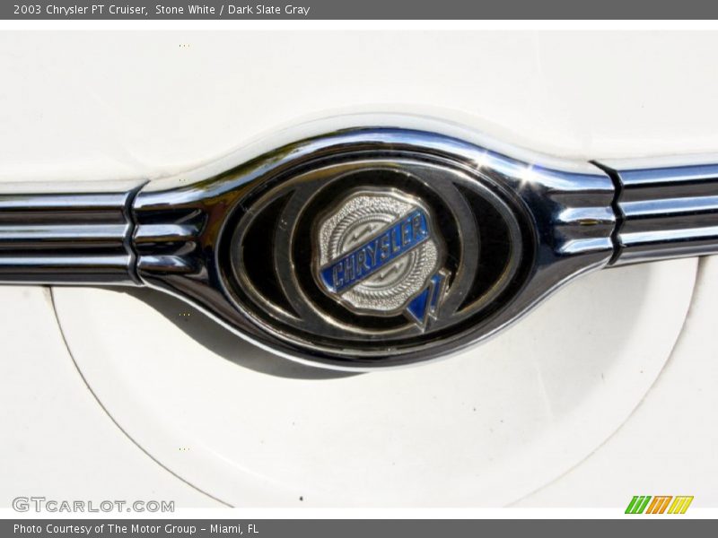 Stone White / Dark Slate Gray 2003 Chrysler PT Cruiser