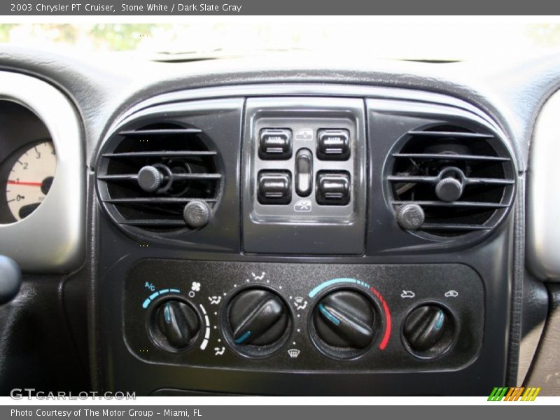 Stone White / Dark Slate Gray 2003 Chrysler PT Cruiser