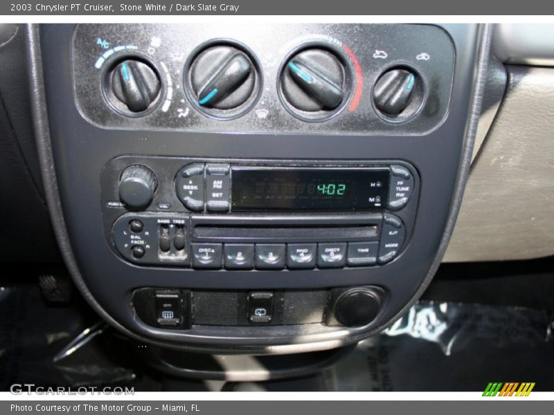 Stone White / Dark Slate Gray 2003 Chrysler PT Cruiser