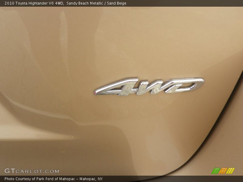 Sandy Beach Metallic / Sand Beige 2010 Toyota Highlander V6 4WD