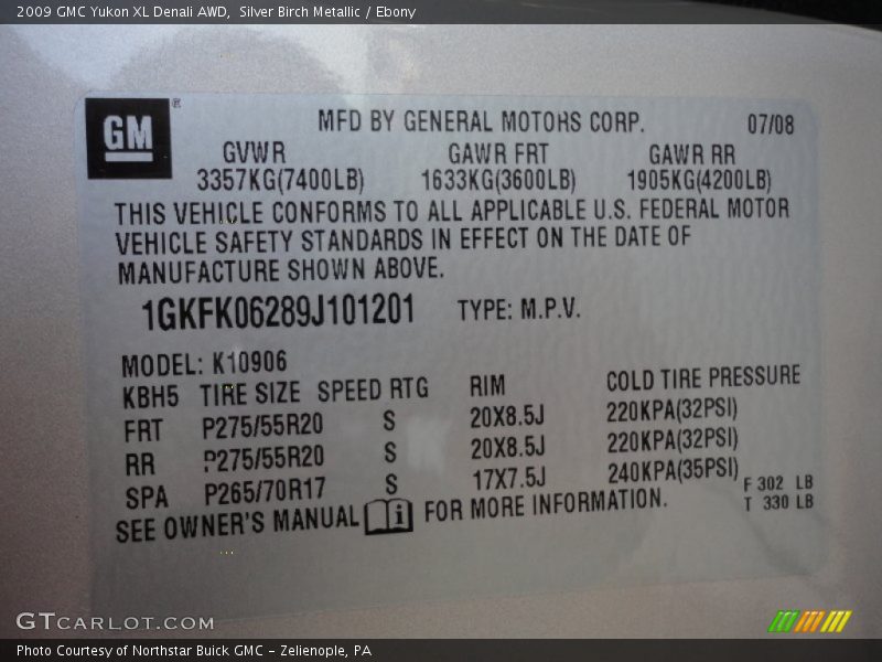 Silver Birch Metallic / Ebony 2009 GMC Yukon XL Denali AWD