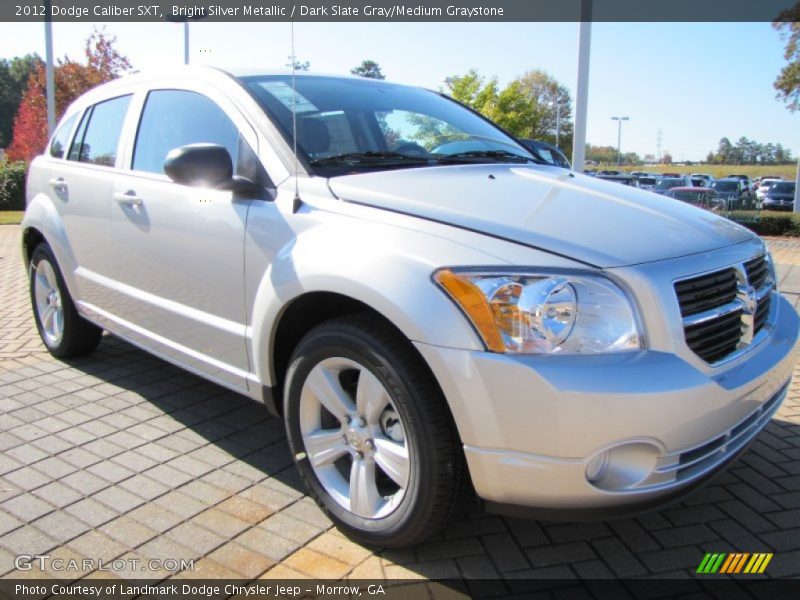 Front 3/4 View of 2012 Caliber SXT