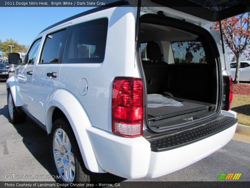 Bright White / Dark Slate Gray 2011 Dodge Nitro Heat