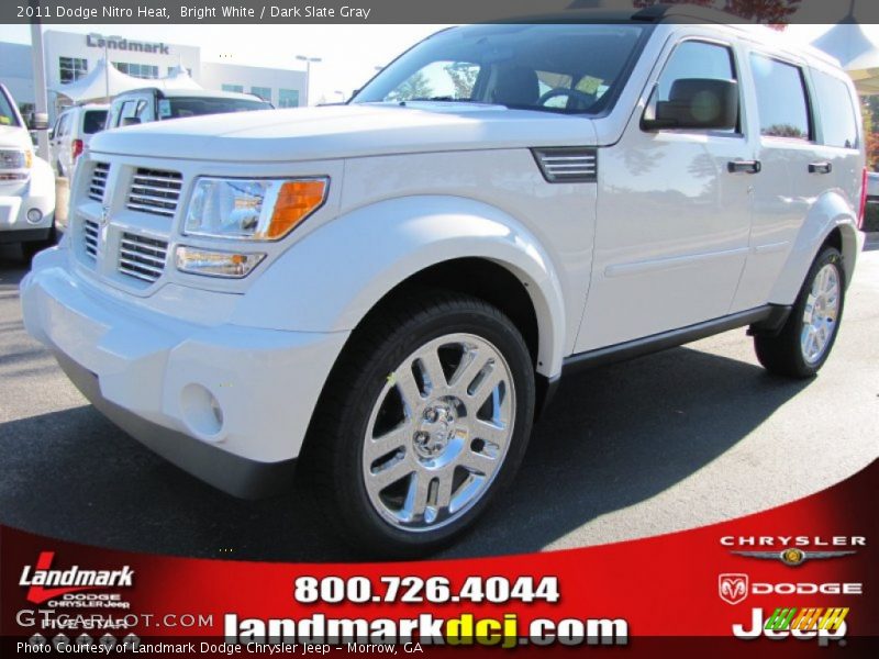 Bright White / Dark Slate Gray 2011 Dodge Nitro Heat