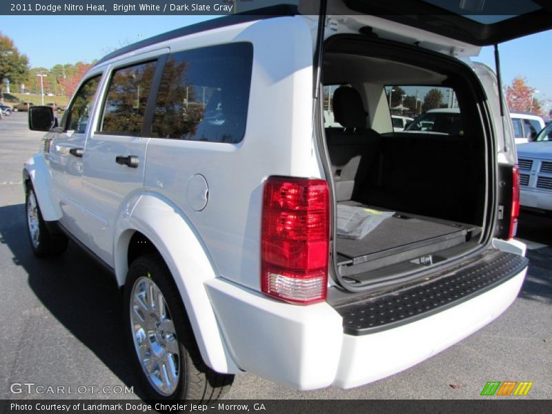Bright White / Dark Slate Gray 2011 Dodge Nitro Heat