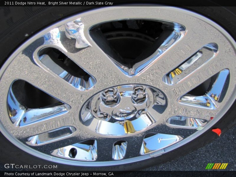 Bright Silver Metallic / Dark Slate Gray 2011 Dodge Nitro Heat