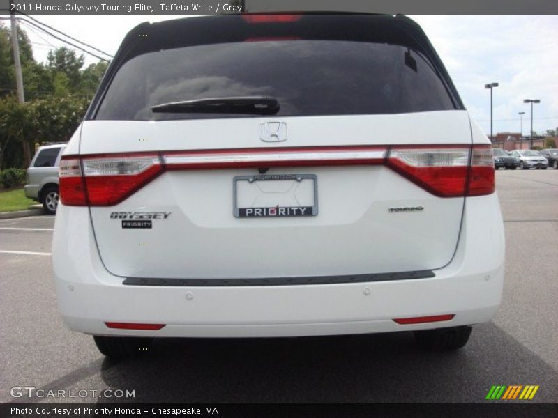 Taffeta White / Gray 2011 Honda Odyssey Touring Elite