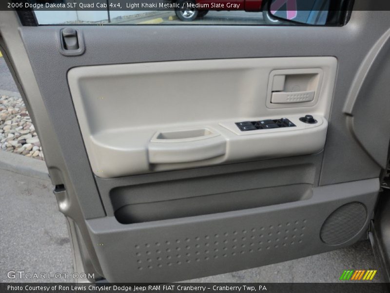 Light Khaki Metallic / Medium Slate Gray 2006 Dodge Dakota SLT Quad Cab 4x4