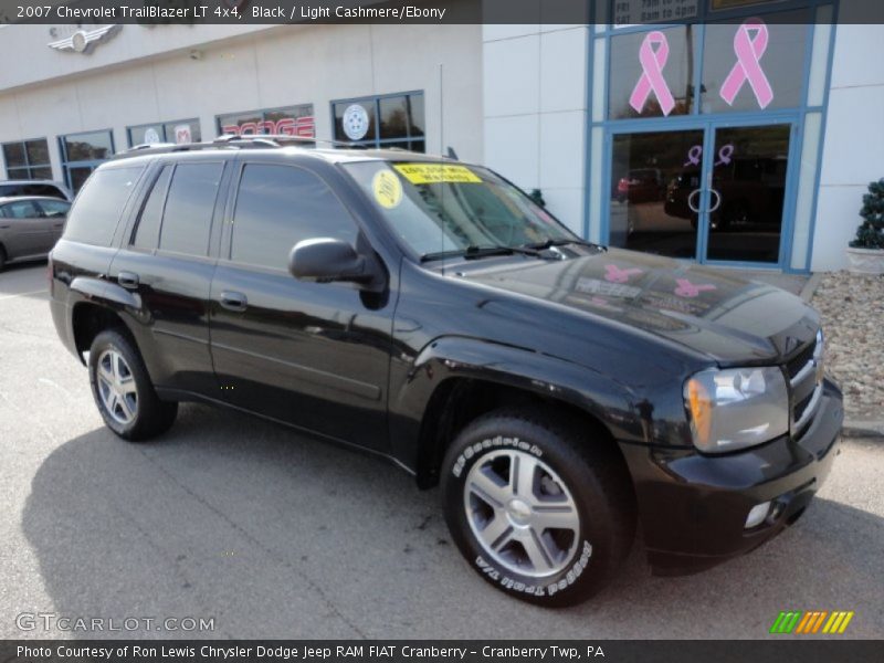 Black / Light Cashmere/Ebony 2007 Chevrolet TrailBlazer LT 4x4