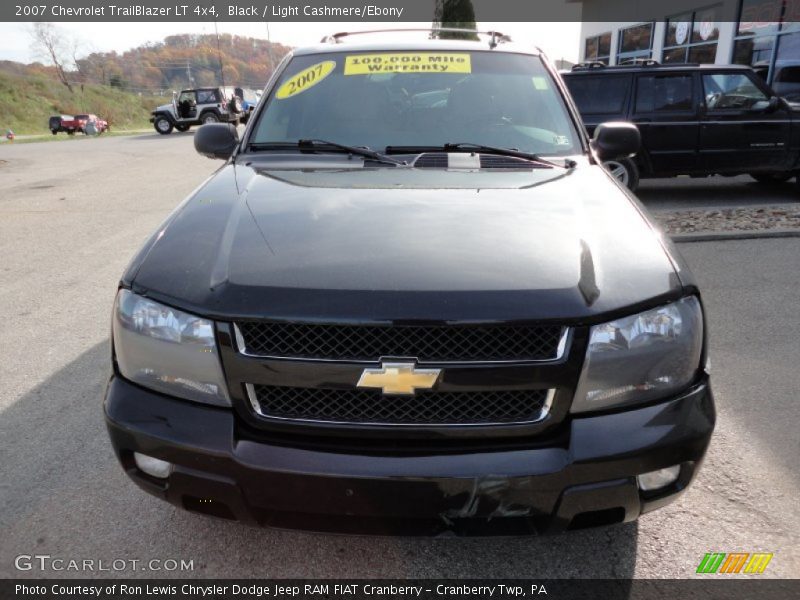Black / Light Cashmere/Ebony 2007 Chevrolet TrailBlazer LT 4x4