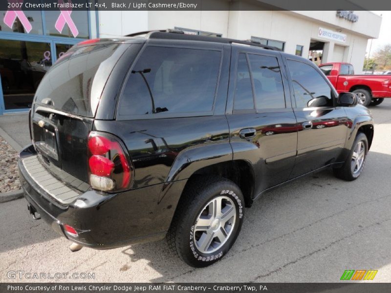 Black / Light Cashmere/Ebony 2007 Chevrolet TrailBlazer LT 4x4