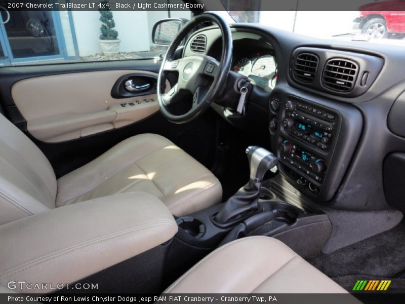 Black / Light Cashmere/Ebony 2007 Chevrolet TrailBlazer LT 4x4