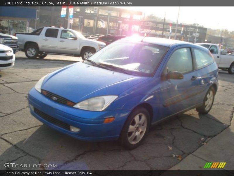 Front 3/4 View of 2001 Focus ZX3 Coupe