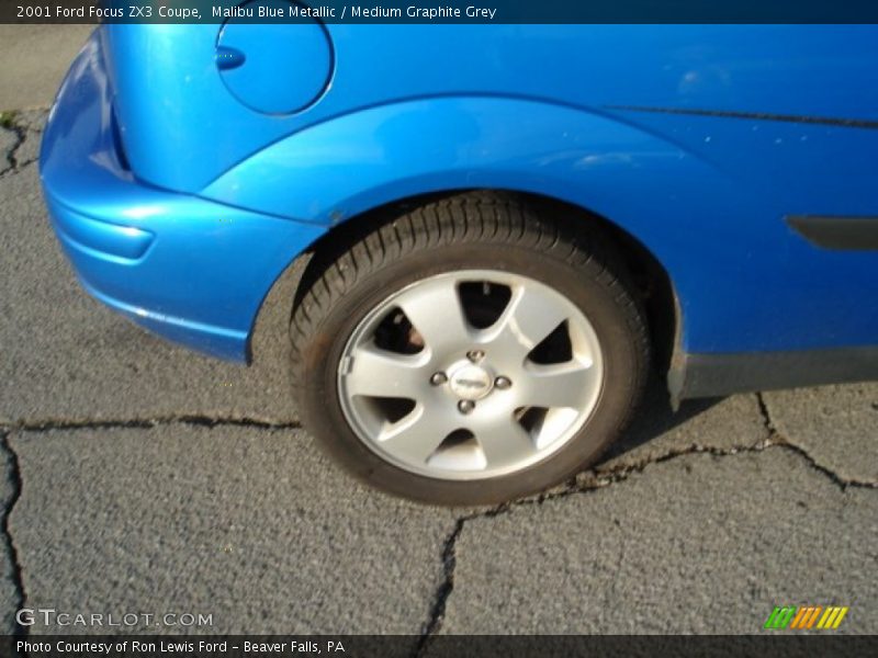  2001 Focus ZX3 Coupe Wheel