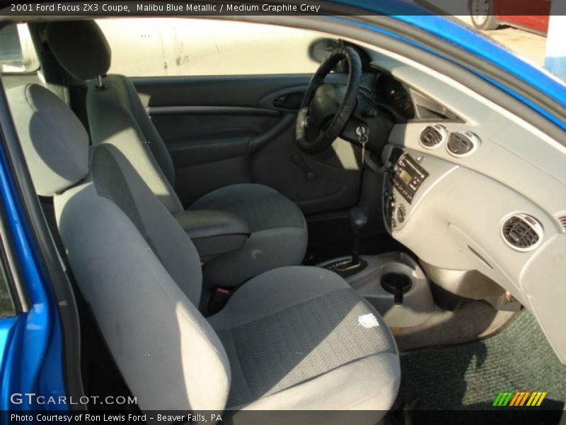 Malibu Blue Metallic / Medium Graphite Grey 2001 Ford Focus ZX3 Coupe