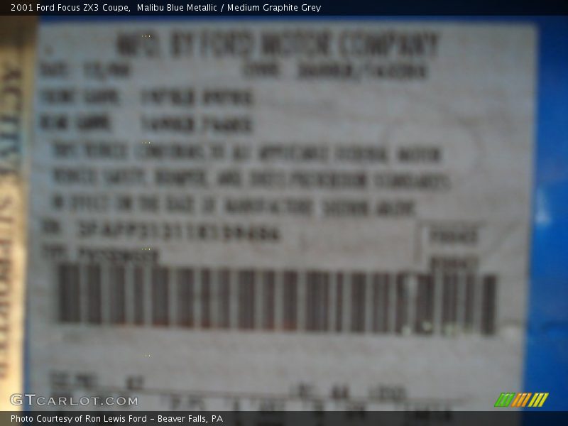 Malibu Blue Metallic / Medium Graphite Grey 2001 Ford Focus ZX3 Coupe