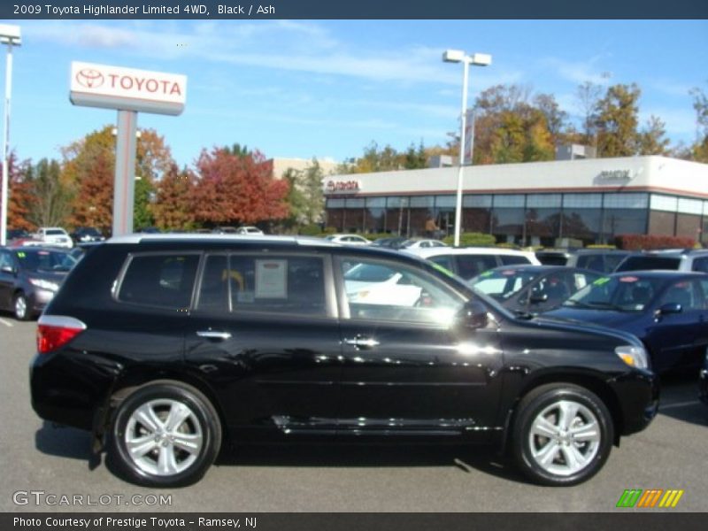 Black / Ash 2009 Toyota Highlander Limited 4WD