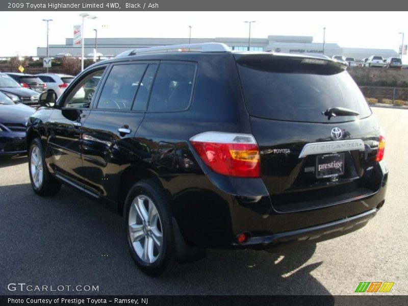 Black / Ash 2009 Toyota Highlander Limited 4WD