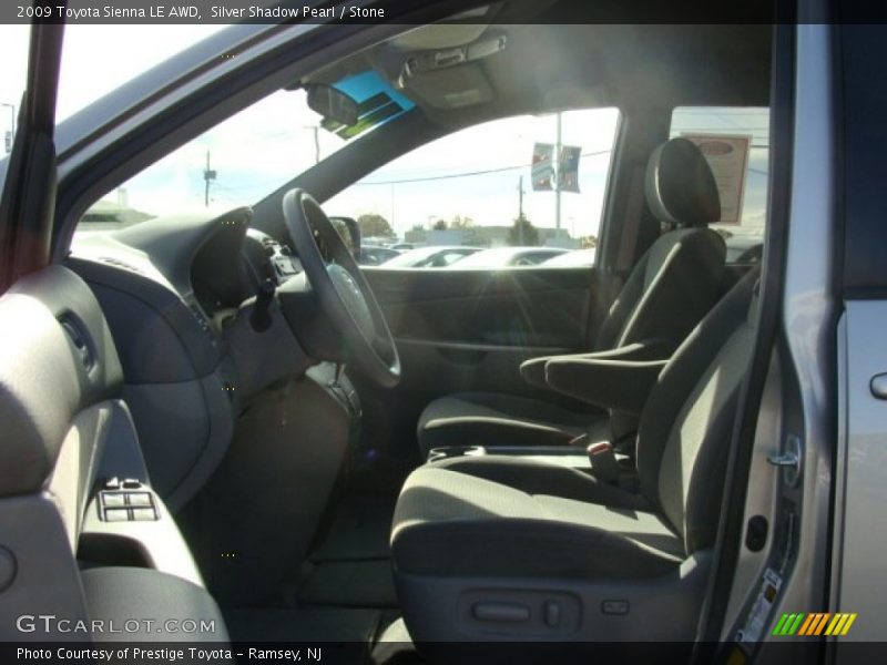 Silver Shadow Pearl / Stone 2009 Toyota Sienna LE AWD