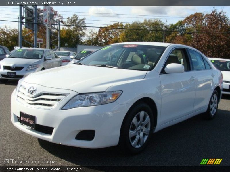 Super White / Bisque 2011 Toyota Camry