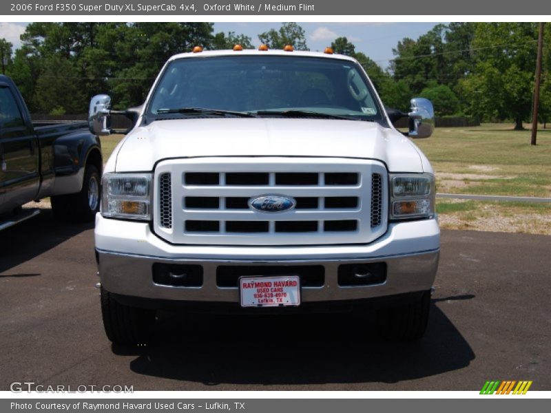 Oxford White / Medium Flint 2006 Ford F350 Super Duty XL SuperCab 4x4