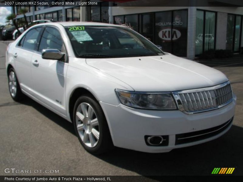 Oxford White / Light Stone 2007 Lincoln MKZ Sedan