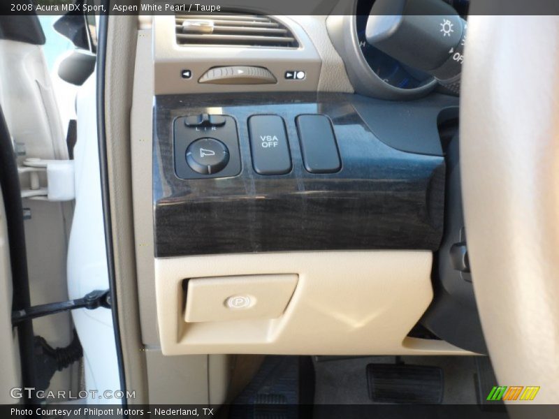 Controls of 2008 MDX Sport