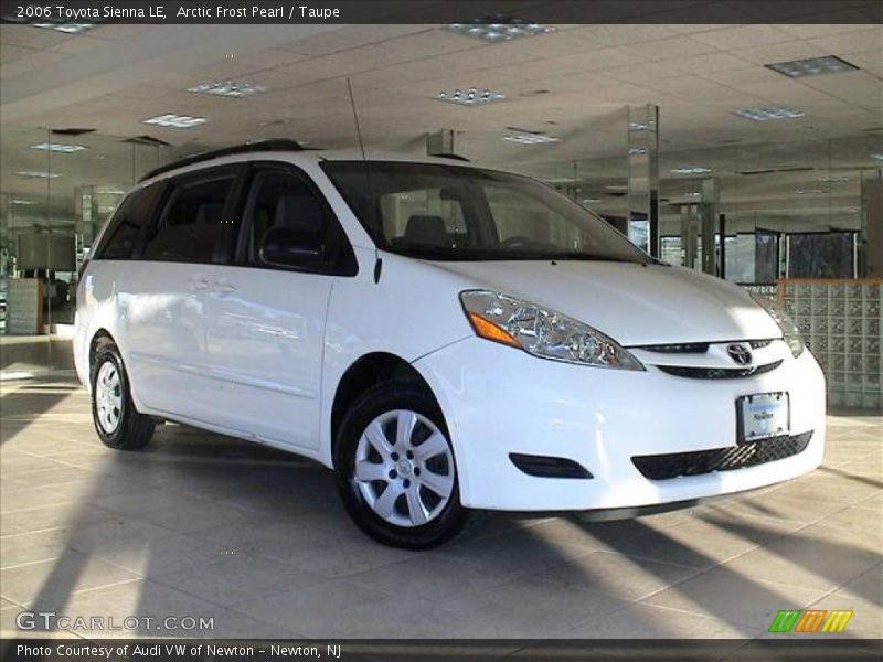 Arctic Frost Pearl / Taupe 2006 Toyota Sienna LE