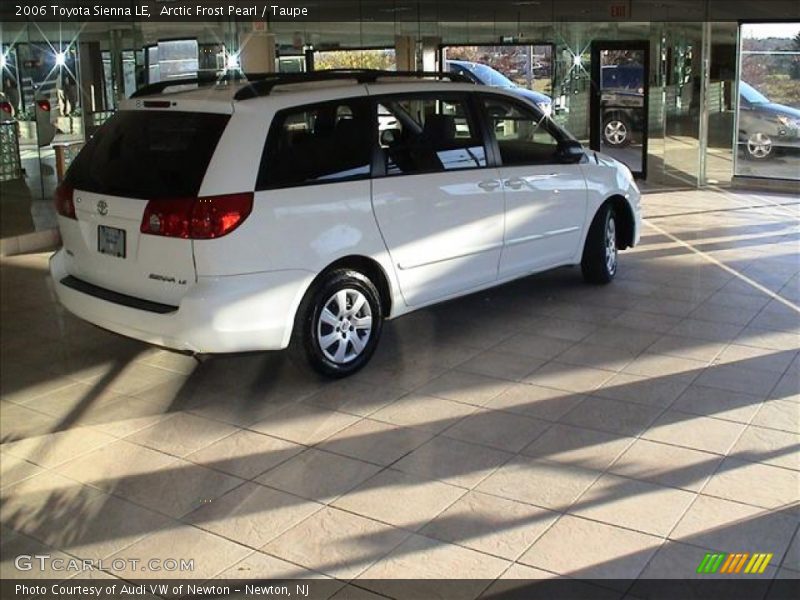 Arctic Frost Pearl / Taupe 2006 Toyota Sienna LE