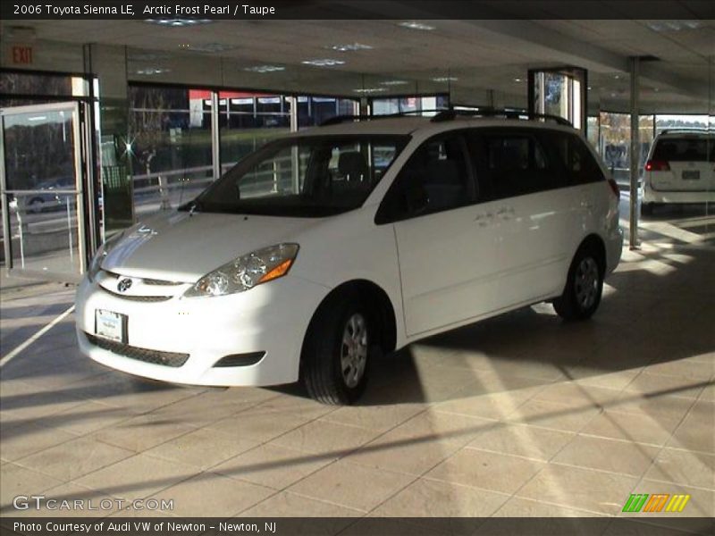 Arctic Frost Pearl / Taupe 2006 Toyota Sienna LE