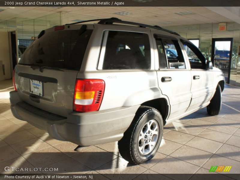 Silverstone Metallic / Agate 2000 Jeep Grand Cherokee Laredo 4x4