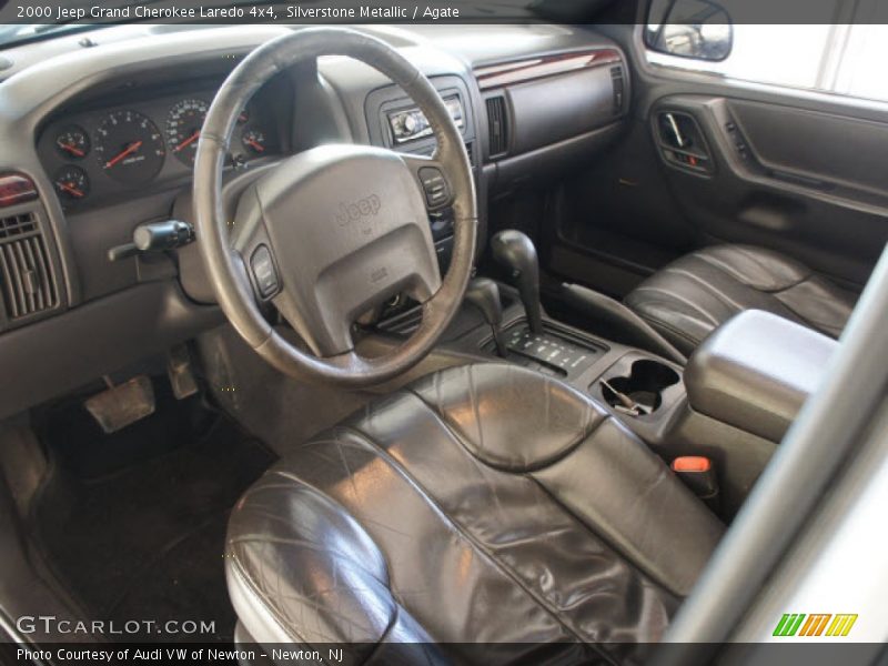 Silverstone Metallic / Agate 2000 Jeep Grand Cherokee Laredo 4x4