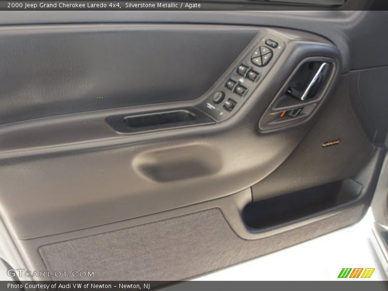 Silverstone Metallic / Agate 2000 Jeep Grand Cherokee Laredo 4x4