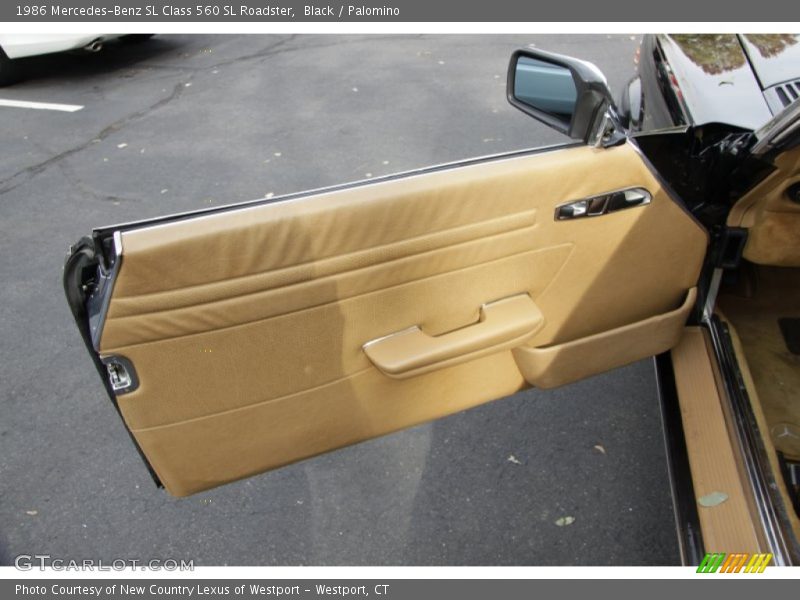 Door Panel of 1986 SL Class 560 SL Roadster