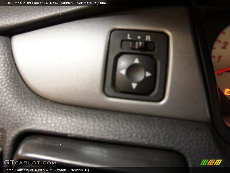 Munich Silver Metallic / Black 2003 Mitsubishi Lancer OZ Rally